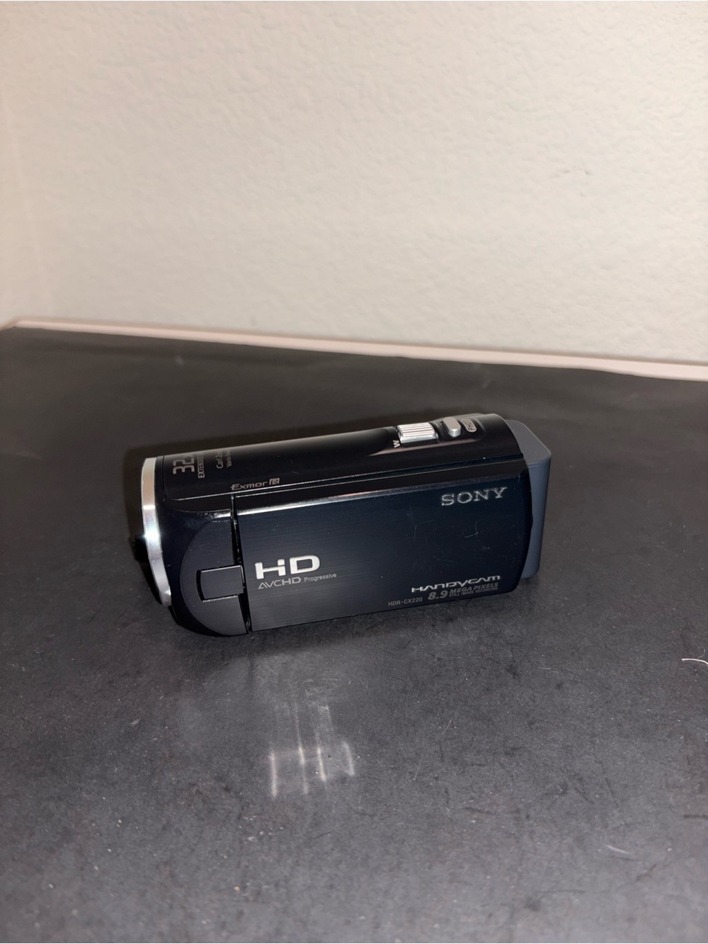 Sony HDR CX220